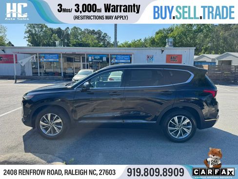 Used 2019 Hyundai Santa Fe SEL image 2