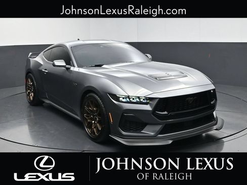 Used 2025 Ford Mustang GT Premium w/ GT Performance Package RWD image 3