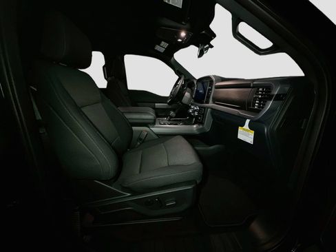 New 2026 Ford F150 XLT w/ Equipment Group 302A MID AWD/4WD image 32