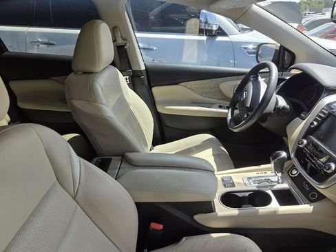 Used 2021 Nissan Murano SL w/ SL Moonroof Package image 10