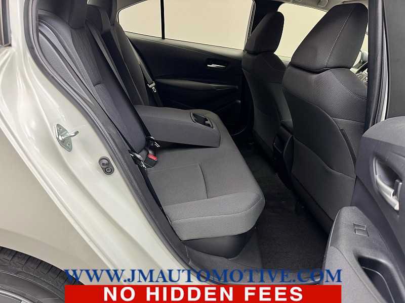 Used 2020 Toyota Corolla LE FWD image 17