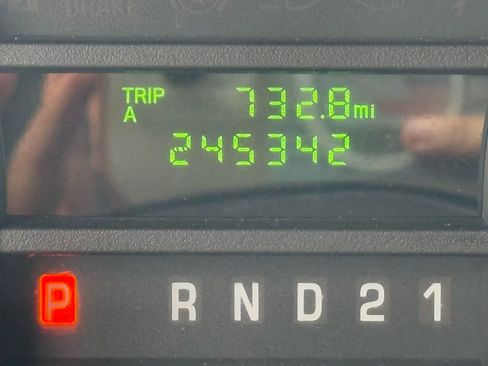 Used 2011 Ford E-250 and Econoline 250 Extended w/ PWR Group image 9