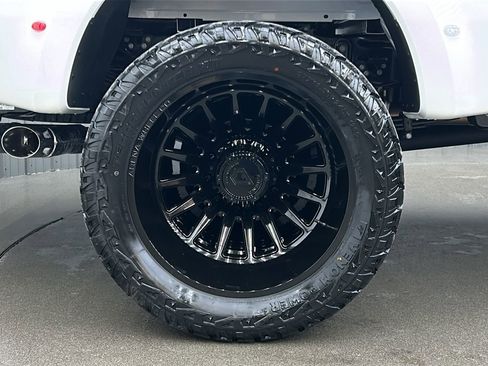 Used 2026 Ford F450 Platinum image 11