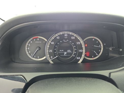 Used 2016 Honda Accord LX image 18