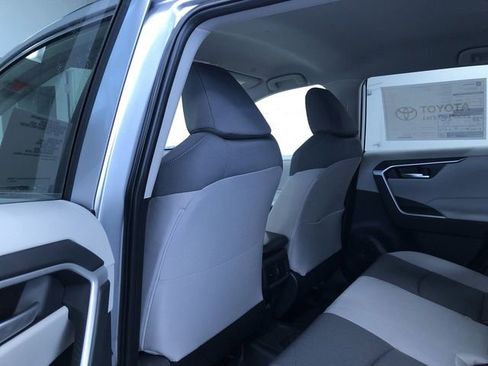 New 2025 Toyota RAV4 XLE image 11