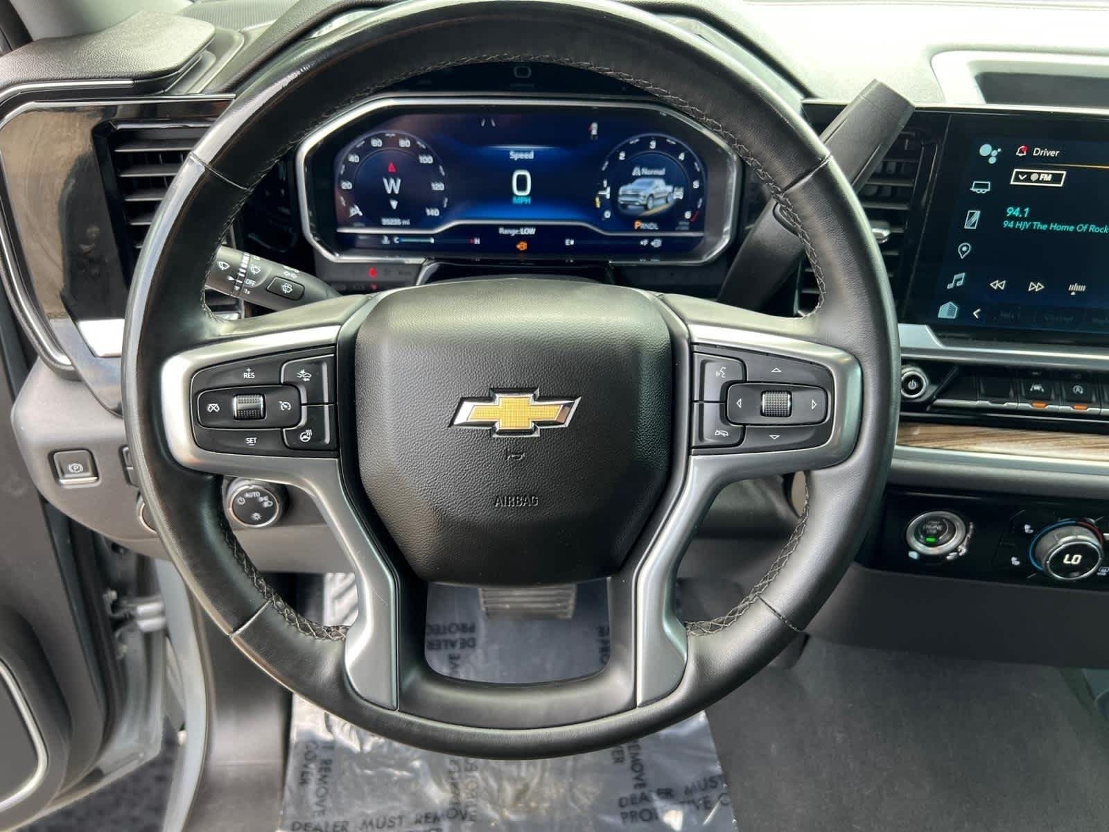 Certified 2023 Chevrolet Silverado 1500 LT AWD/4WD image 16
