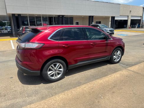 Used 2018 Ford Edge SEL w/ Equipment Group 201A AWD/4WD image 9
