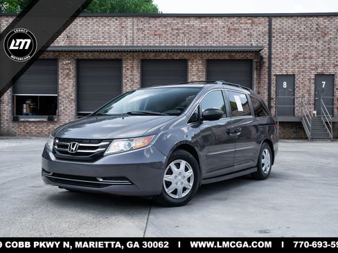 Used 2016 Honda Odyssey LX image 1