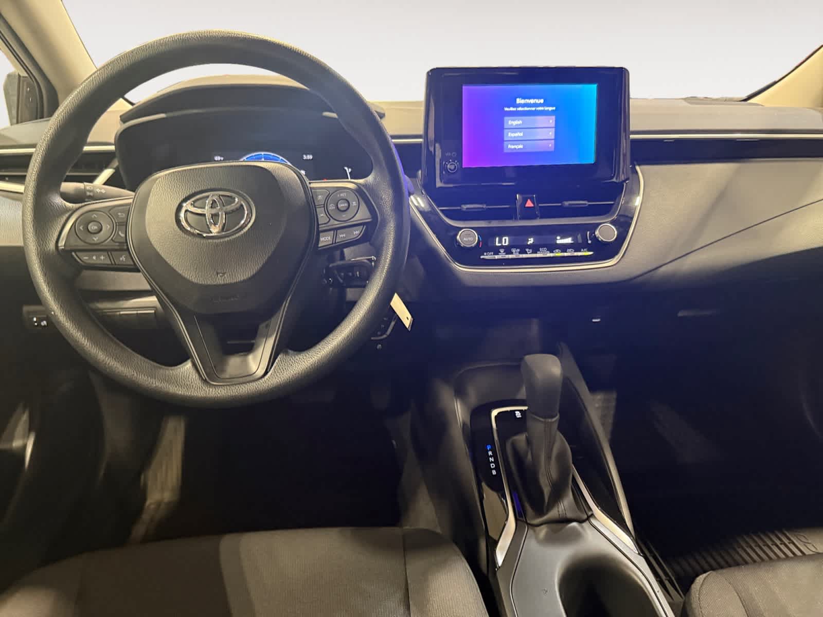 Used 2026 Toyota Corolla LE FWD image 11