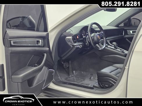 Used 2023 Porsche Panamera Platinum Edition image 28
