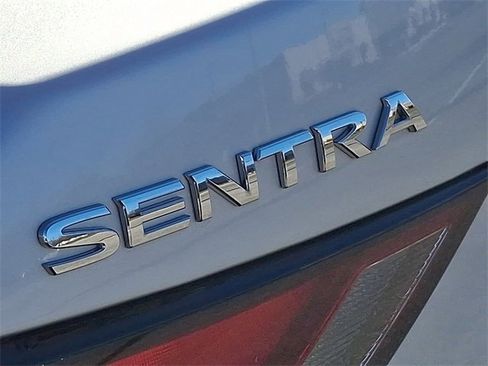 Used 2023 Nissan Sentra SV image 30