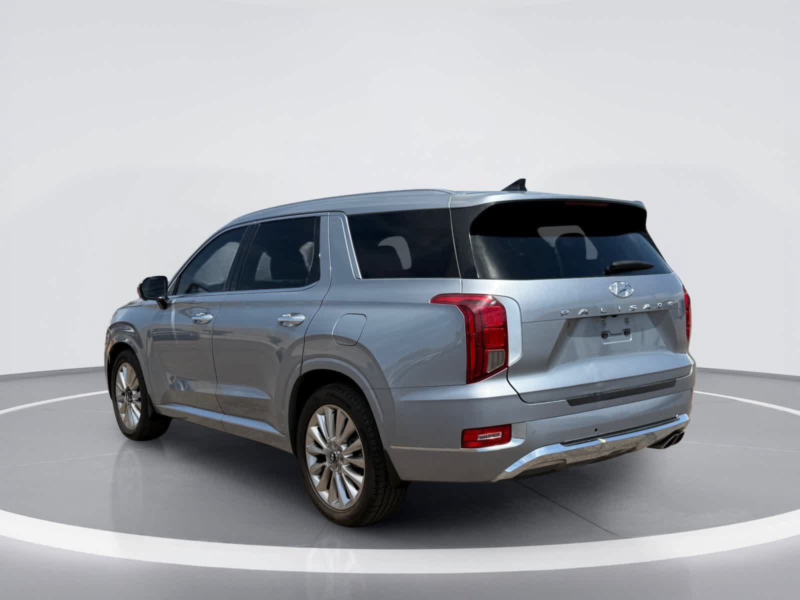 Used 2020 Hyundai Palisade Limited FWD image 4
