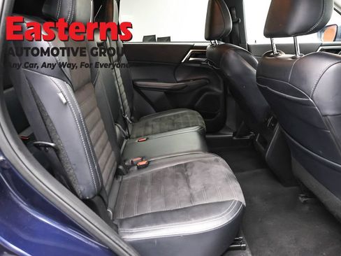 Used 2024 Mitsubishi Outlander SE FWD image 22