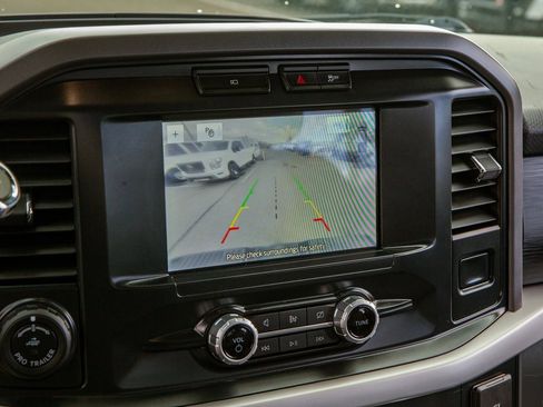 Used 2022 Ford F150 XLT w/ Trailer Tow Package image 16