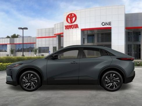 New 2026 Toyota C-HR AWD/4WD image 7
