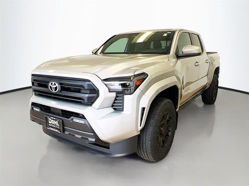 New 2026 Toyota Tacoma SR5 image 39