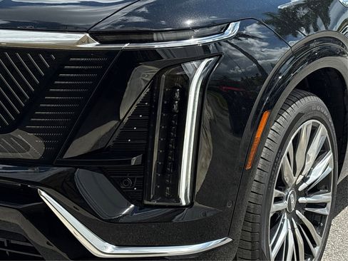 New 2026 Cadillac Vistiq Premium Luxury image 14