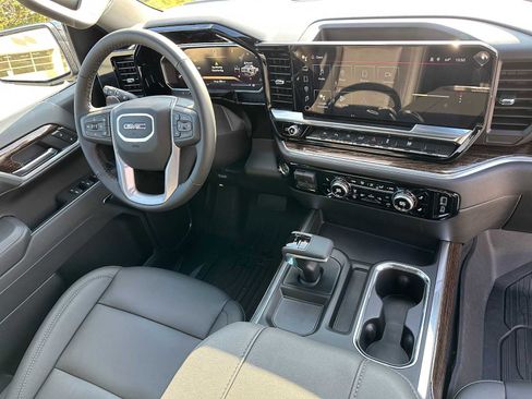 New 2026 GMC Sierra 1500 Elevation w/ Elevation Premium Package image 11
