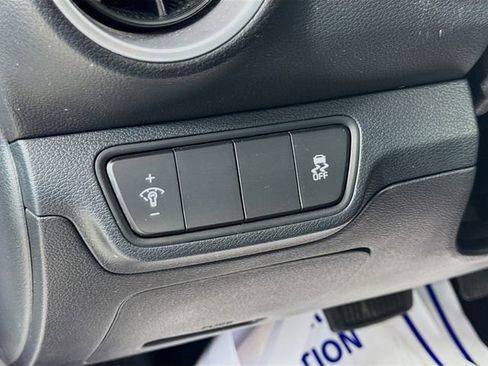 Used 2024 Kia Forte LXS image 10