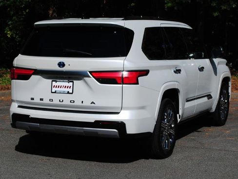 Used 2023 Toyota Sequoia Capstone image 19