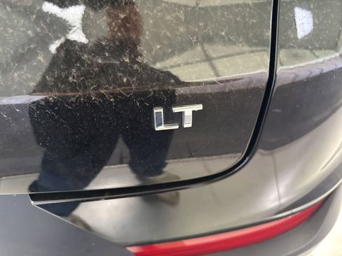 Used 2023 Chevrolet TrailBlazer LT FWD image 14