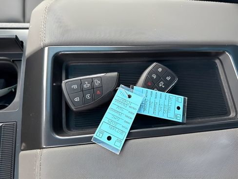 Used 2025 GMC Hummer EV 2X AWD/4WD image 8