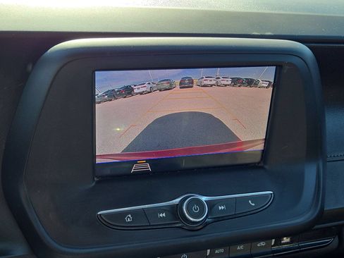 Used 2020 Chevrolet Camaro LT RWD image 18