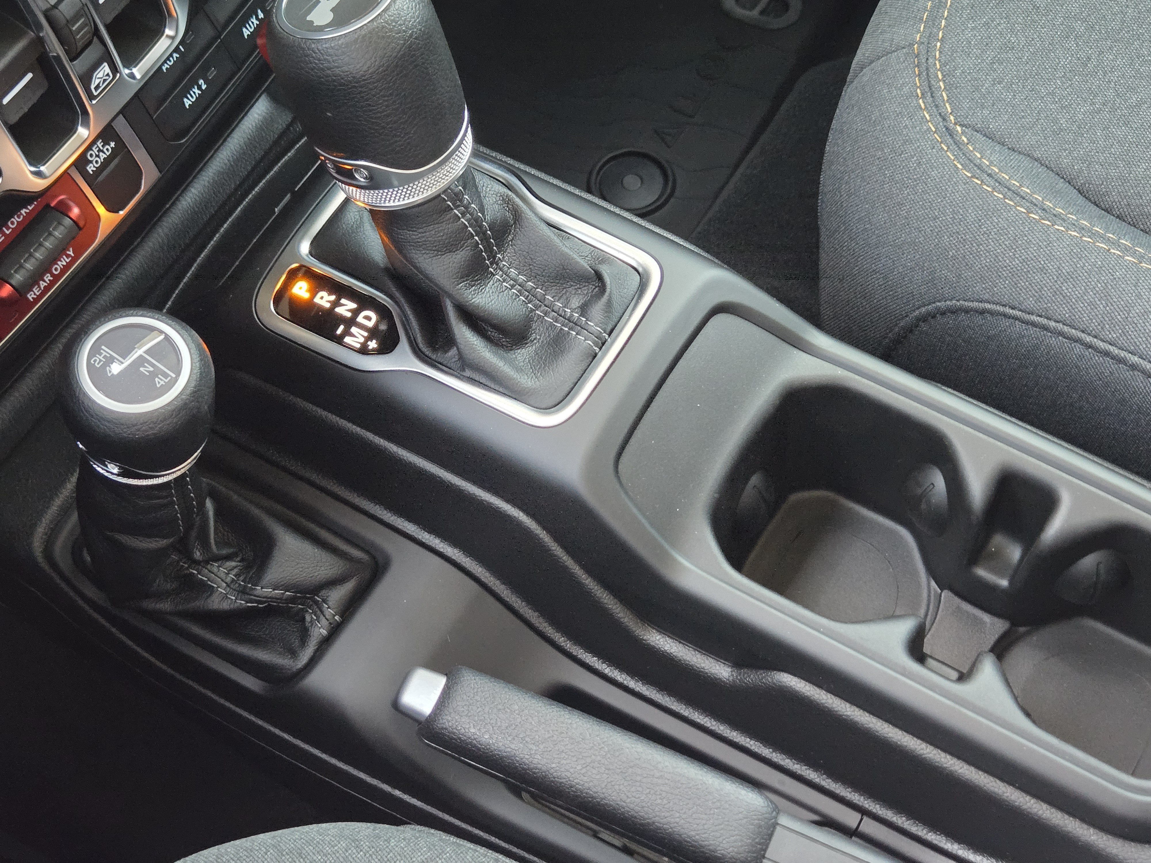 New 2026 Jeep Wrangler Unlimited Sport AWD/4WD image 18