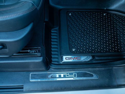 Used 2021 GMC Sierra 1500 AT4 w/ AT4 Value Package image 15