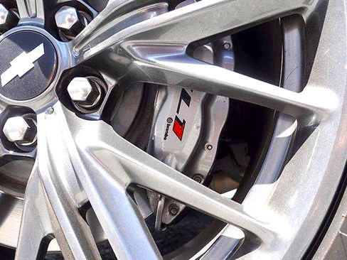 Used 2017 Chevrolet Camaro ZL1 RWD image 7