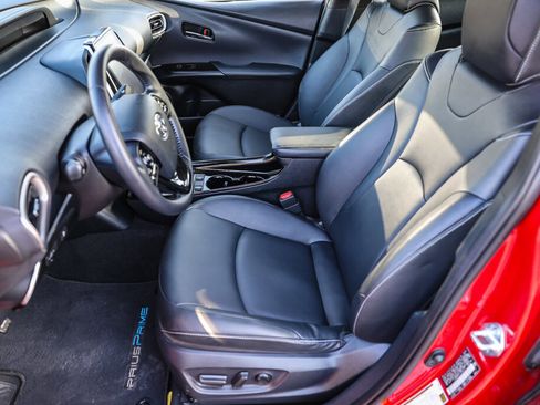 Certified 2020 Toyota Prius Prime XLE image 10