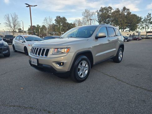 Used 2014 Jeep Grand Cherokee Laredo w/ Quick Order Package 23E image 1