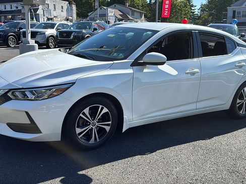Certified 2020 Nissan Sentra SV FWD image 3