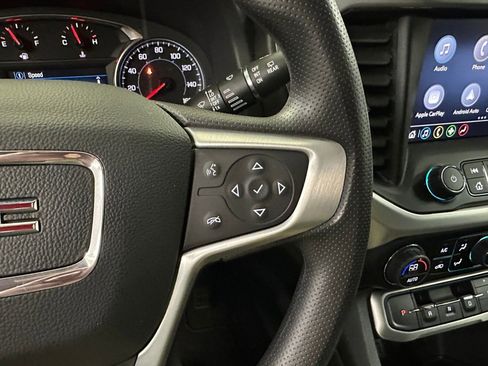 Certified 2023 GMC Acadia SLE w/ Driver Convenience Package image 9