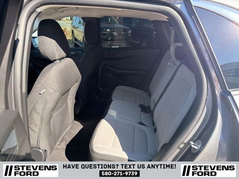 Used 2024 Ford Escape Active w/ Cold Weather Package image 27