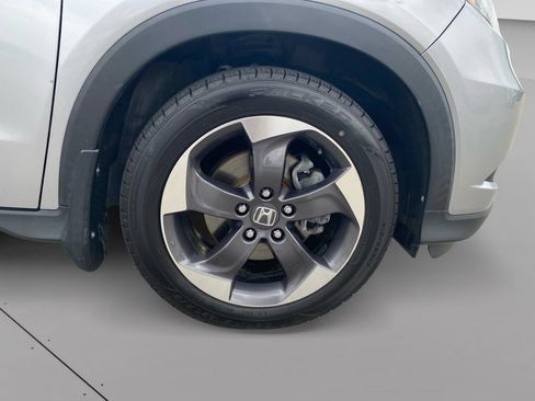Used 2018 Honda HR-V EX image 9