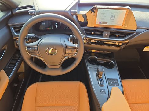 New 2026 Lexus UX 300h FWD image 14