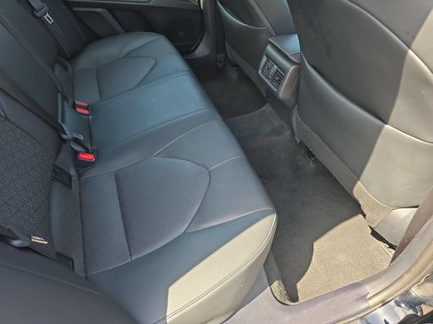 Used 2024 Toyota Camry XSE FWD image 11