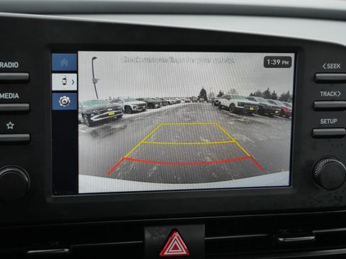 Certified 2025 Hyundai Elantra Sport image 35