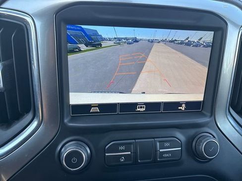 Used 2021 Chevrolet Silverado 1500 LTZ AWD/4WD image 20