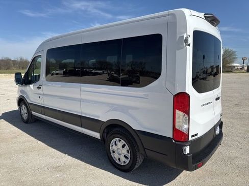 Used 2025 Ford Transit 350 XLT RWD image 4