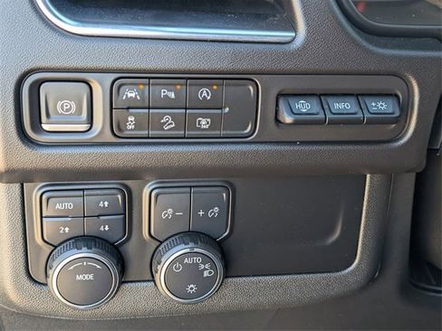 Used 2024 Chevrolet Tahoe High Country image 23