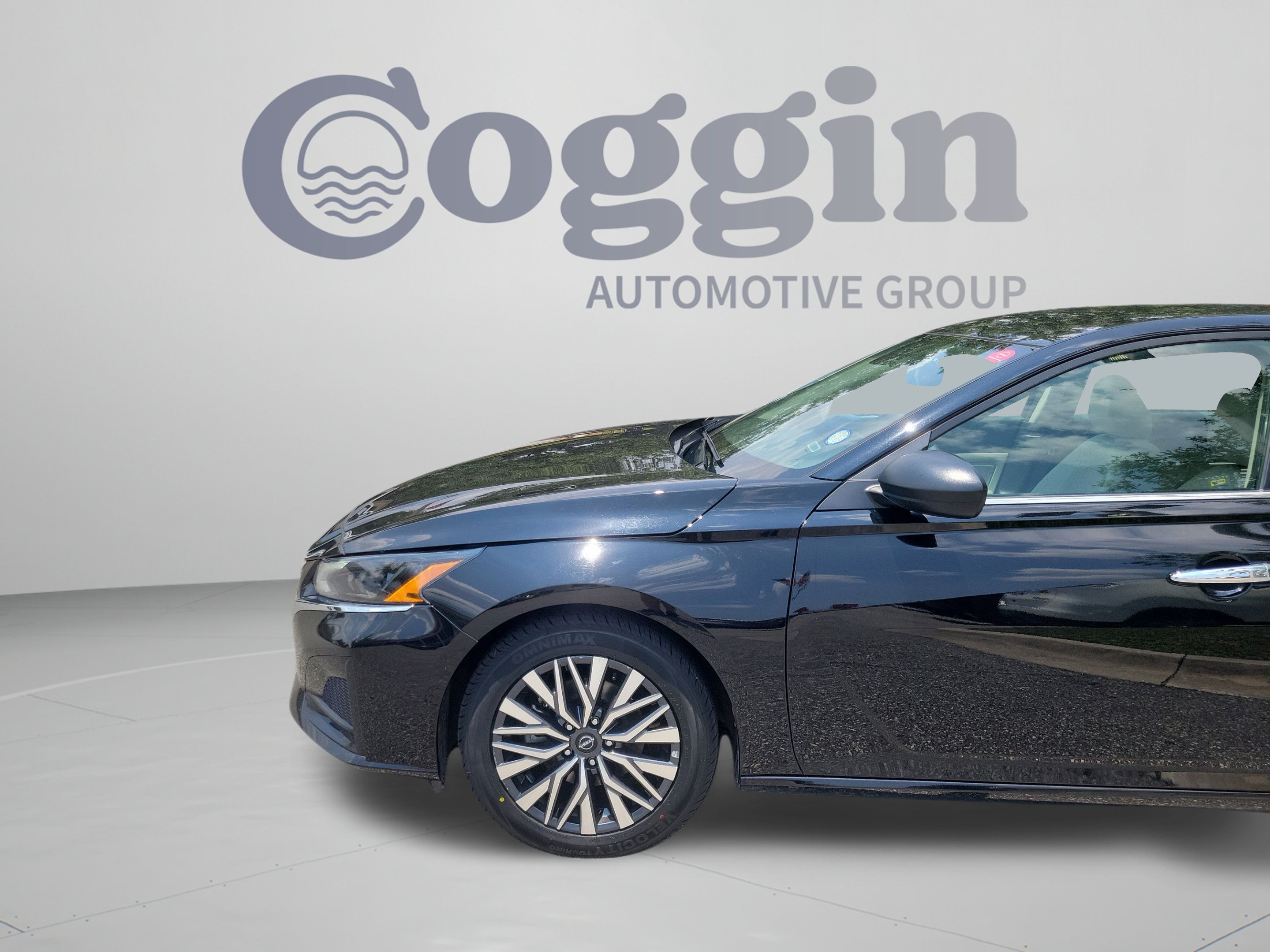 Certified 2025 Nissan Altima 2.5 SV FWD image 29