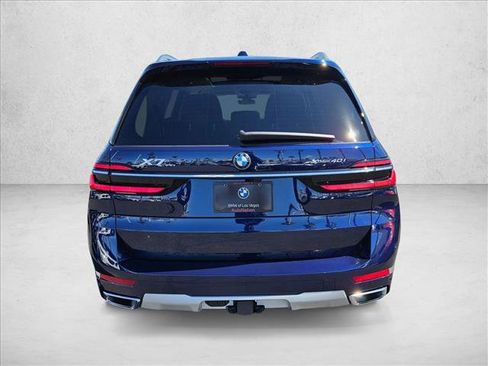 Used 2026 BMW X7 xDrive40i AWD/4WD image 6