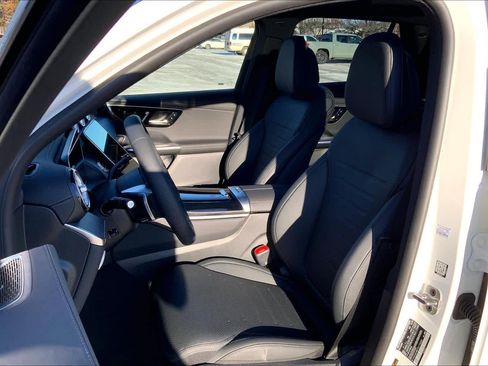 New 2026 Mercedes-Benz GLC 300 GLC 300 image 12