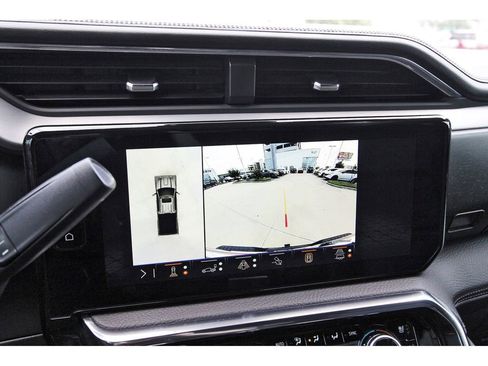 Used 2025 GMC Sierra 2500 Denali w/ Denali Reserve Package AWD/4WD image 14