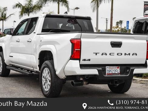 Used 2025 Toyota Tacoma SR5 AWD/4WD image 8