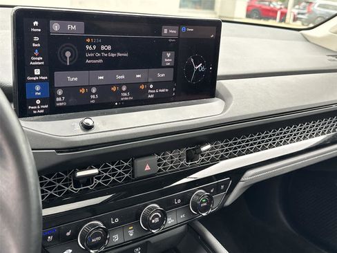 Used 2023 Honda Accord Touring image 23