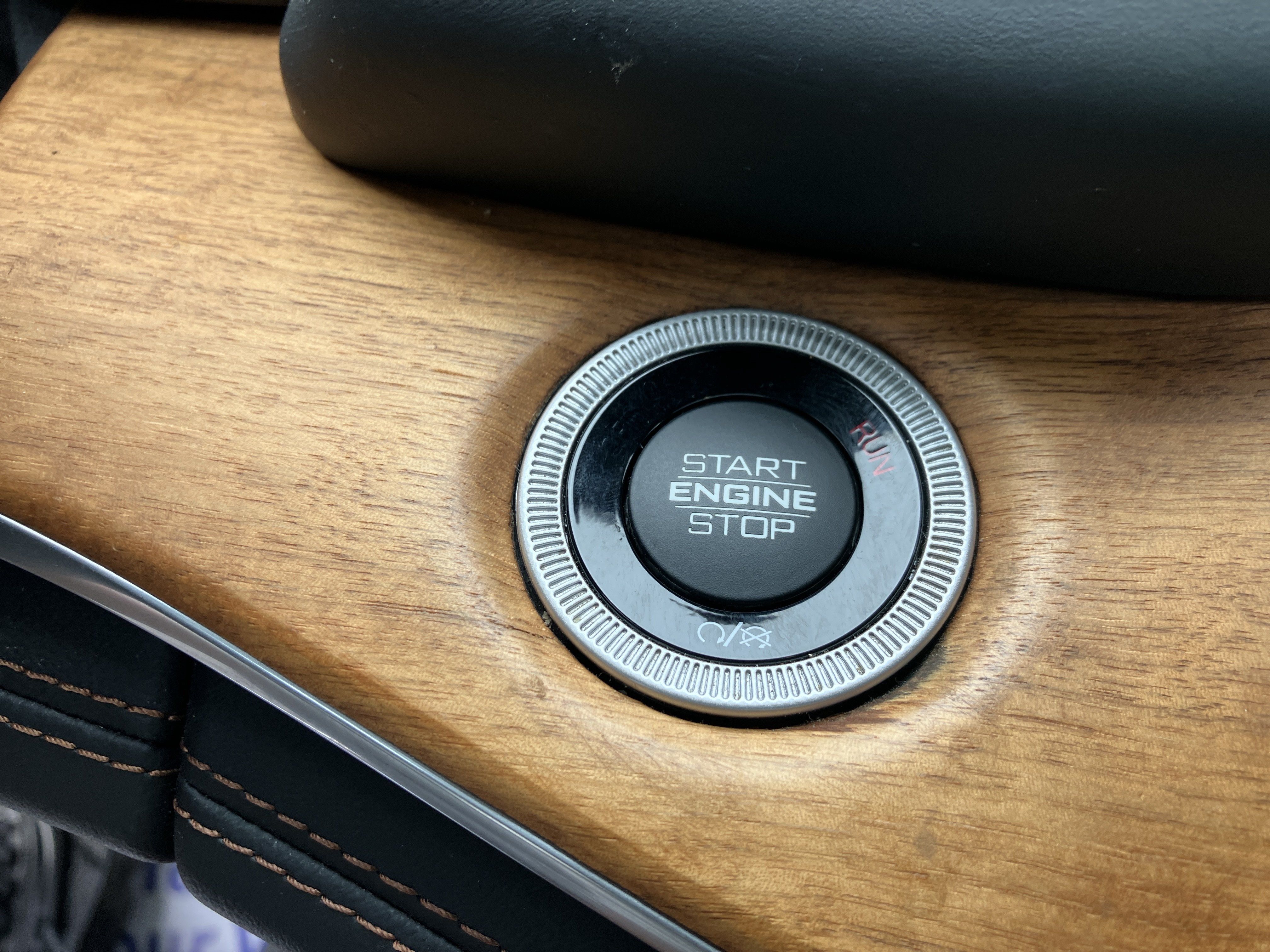 Used 2022 Jeep Grand Cherokee Summit AWD/4WD image 33