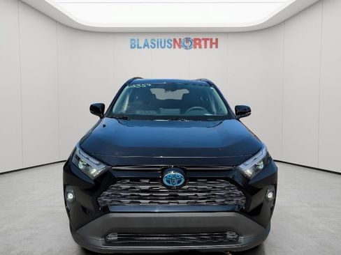 Used 2023 Toyota RAV4 XLE Premium AWD/4WD image 10